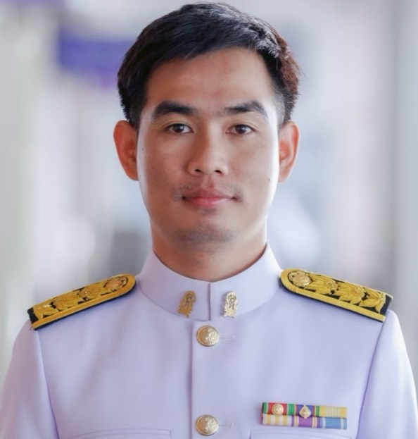 ศรายุทธ  เสนาวัง