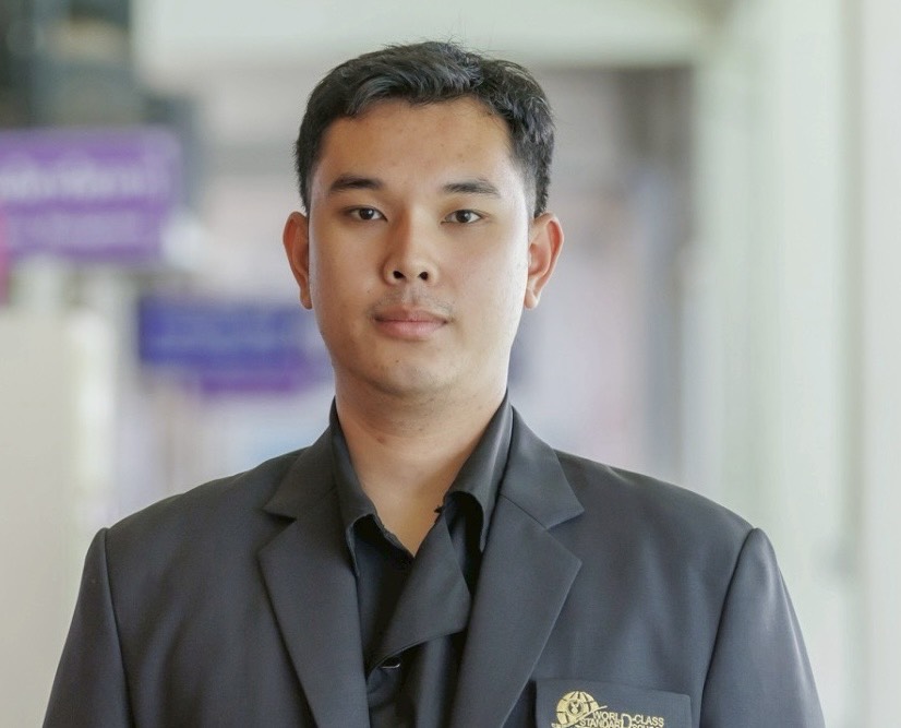 ยุทธพงษ์  ภูแย้มไสย์